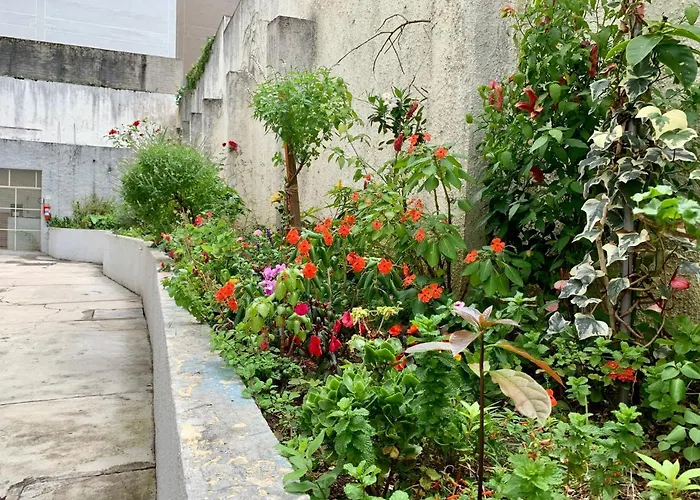 205- 1 quarto suite, Encantador, amplo e decorado, mobiliario moderno, cozinha completa com utensílios, Excelente vista da cidade e localização privelegiada no bairro Bigorrilho